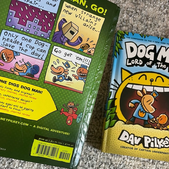 Set of 2 books Dog Man Unleashed & Lord of the Fleas graphic novels novel bundle - Picture 5 of 8